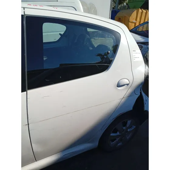 Puerta Trasera Izquierda para Toyota Aygo (_B1_)