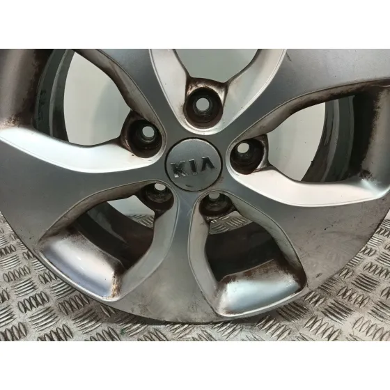 Llanta para Kia Carens Iv