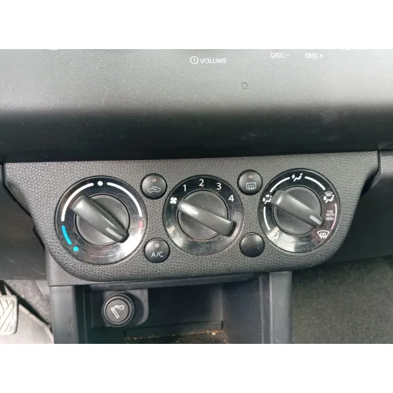 Mando Climatizador para Suzuki Swift Iii (Mz, Ez)