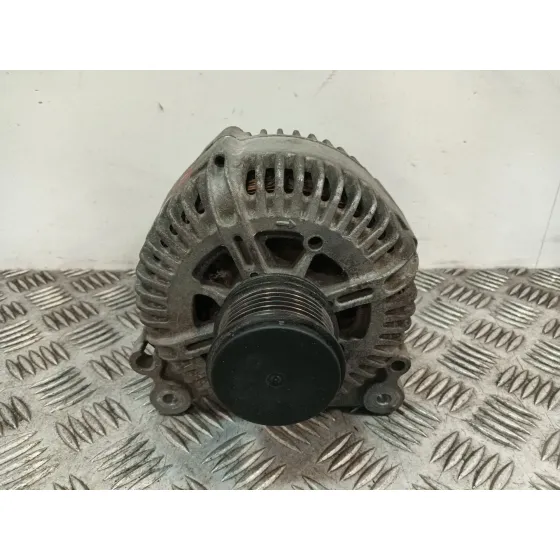 Alternador para Volkswagen Passat B6 (3C2)