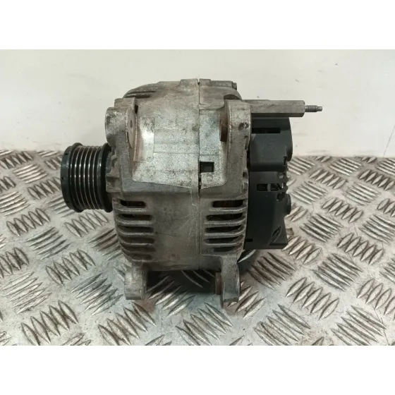 Alternador para Volkswagen Passat B6 (3C2)