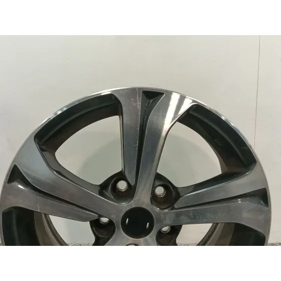 Llanta para Nissan Pulsar Hatchback (C13)