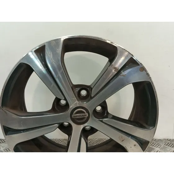 Llanta para Nissan Pulsar Hatchback (C13)