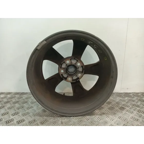 Llanta para Nissan Pulsar Hatchback (C13)