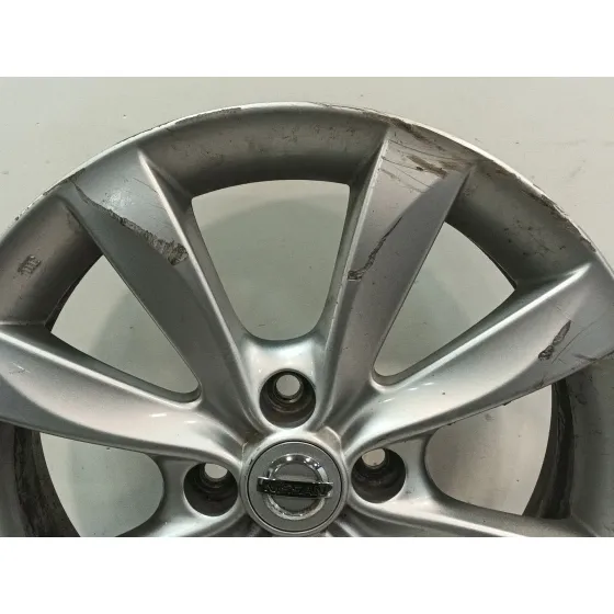 Llanta para Nissan Note (E12)