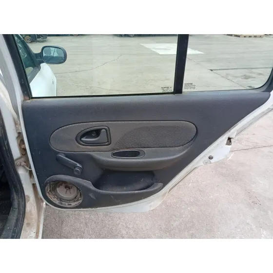 Guarnecido Puerta Trasera Derecha para Renault Clio Ii (Bb_, Cb_)