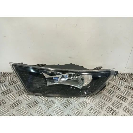 Faro Antiniebla Derecho para Skoda Fabia
