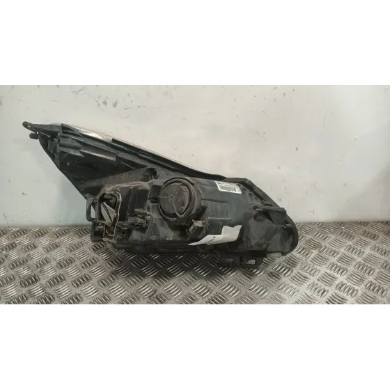 Faro Izquierdo para Opel Corsa D (S07)