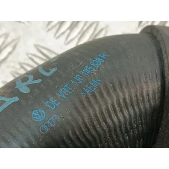 Tubo para Volkswagen Golf Iv (1J1)