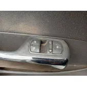 Mando Elevalunas Delantero Izquierdo para Opel Corsa D (S07)