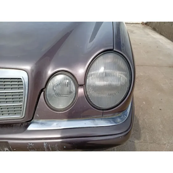 Faro Izquierdo para Mercedes-Benz Clase E (W210)