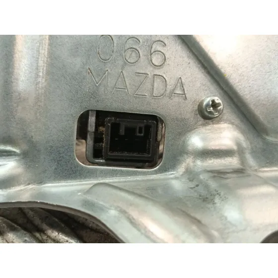 Motor Limpia Trasero para Mazda 3 Berlina (Bp)