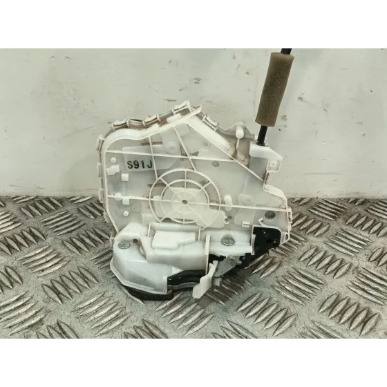 Cerradura Puerta Delantera Derecha para Mazda 3 Berlina (Bp)