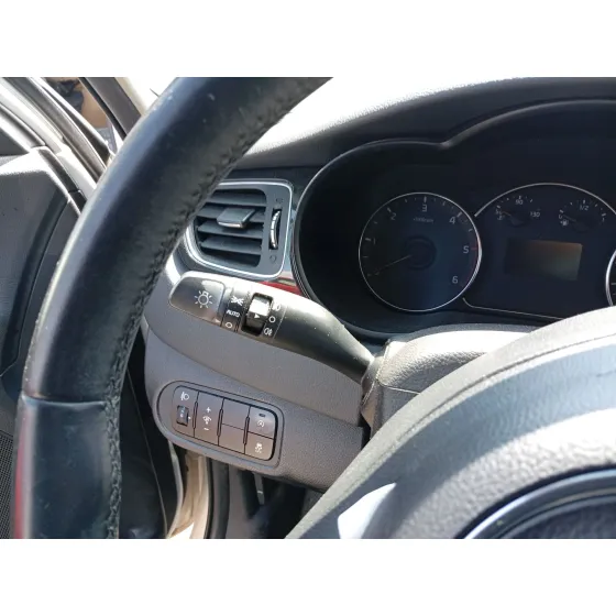 Mando Multifuncion para Kia Carens Iv