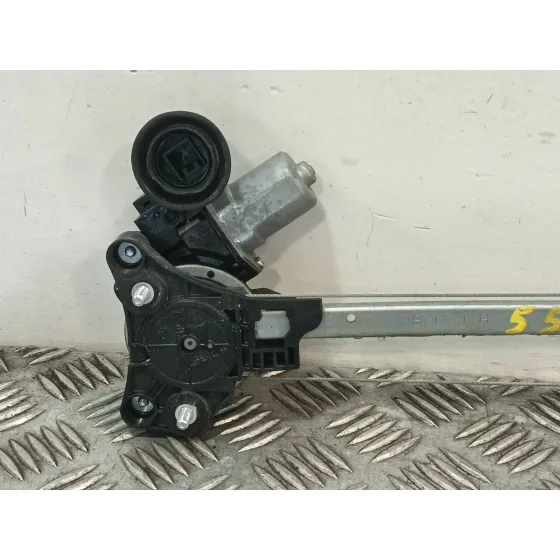Elevalunas Trasero Derecho para Mazda 3 Berlina (Bp)