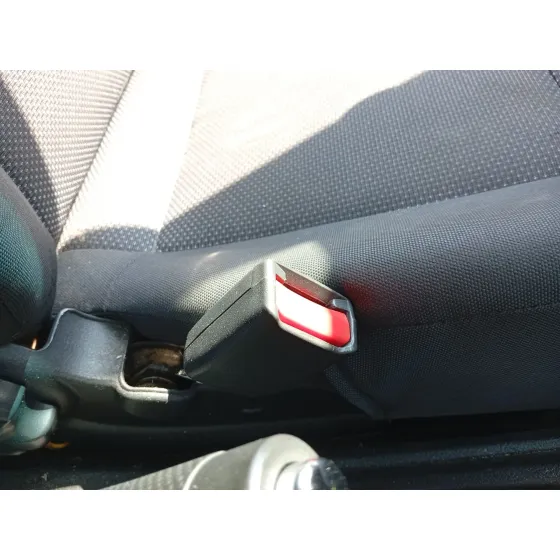 Enganche Cinturon Delantero Izquierdo para Chevrolet Aveo / Kalos Hatchback (T250, T255)