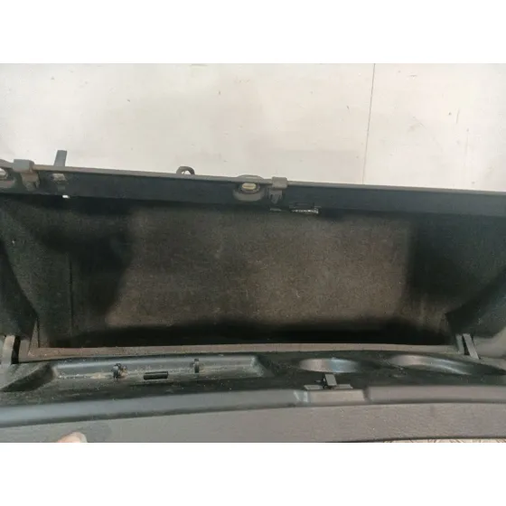 Guantera para Audi A6 C5 Avant (4B5, 4B6)