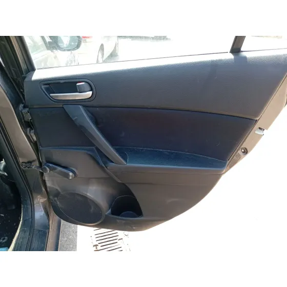 Guarnecido Puerta Trasera Derecha para Mazda 3 Sedan (Bl)