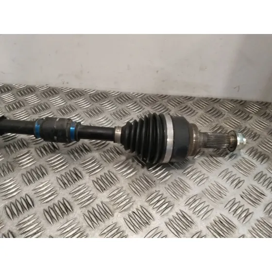 Transmision Delantera Derecha para Mazda 3 Sedan (Bl)