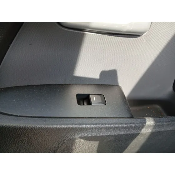 Mando Elevalunas Trasero Derecho para Kia Sportage Iii (Sl)