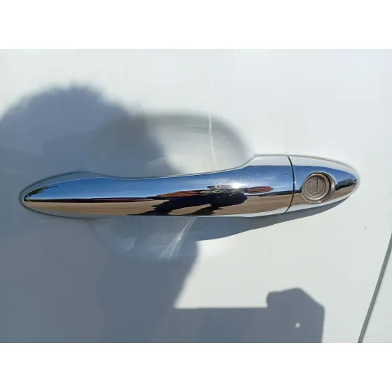 Maneta Exterior Delantera Izquierda para Kia Sportage Iii (Sl)