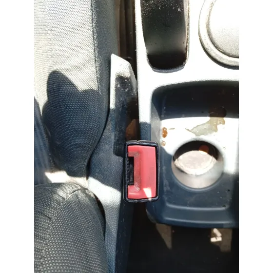 Enganche Cinturon Delantero Izquierdo para Ford Fiesta Vi (Cb1, Ccn)