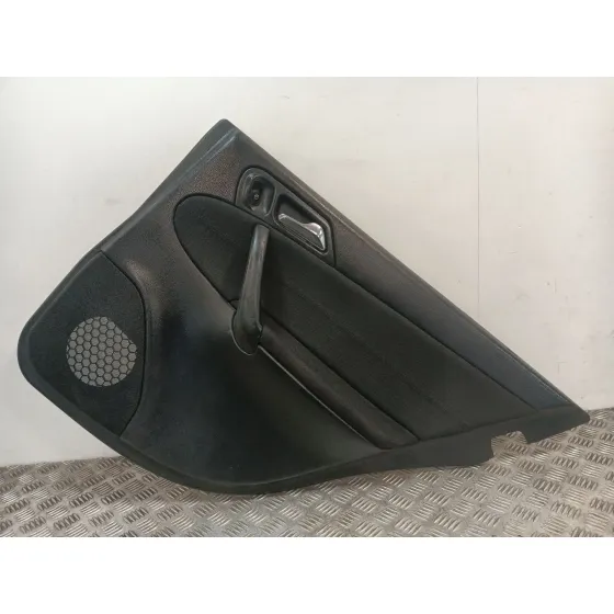 Guarnecido Puerta Trasera Derecha para Mercedes-Benz Clase C (W203)