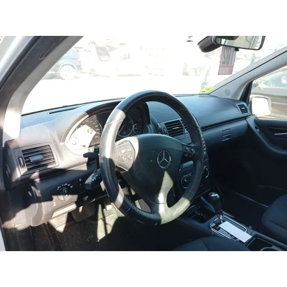 Salpicadero para Mercedes-Benz Clase A (W169)