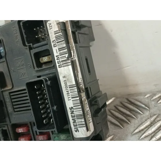 Caja Reles / Fusibles para Citroën C5 I (Dc_)