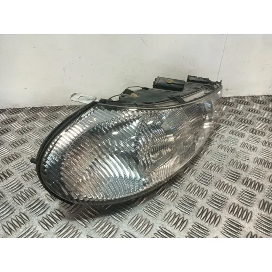 Faro Derecho para Ford Mondeo Ii (Bap)