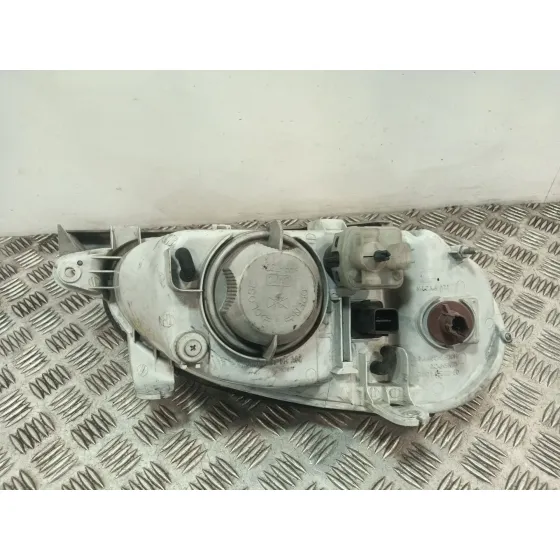 Faro Izquierdo para Daewoo Lanos (Klat)