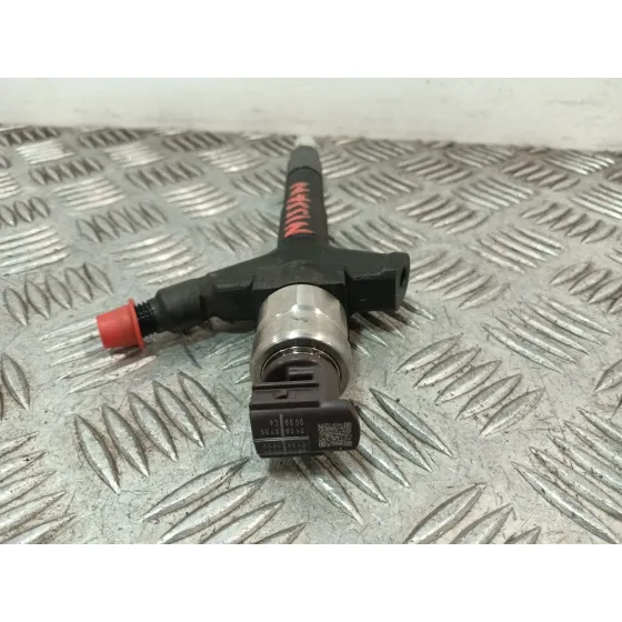 Inyector para Nissan Nt400 Cabstar (F24M)
