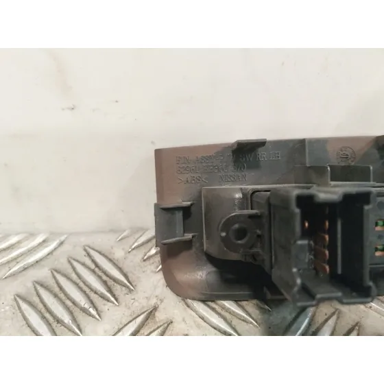 Mando Elevalunas Trasero Izquierdo para Nissan Pathfinder (R51)