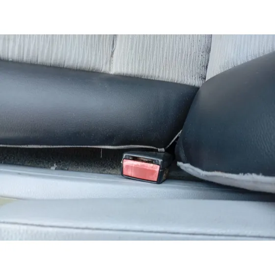 Enganche Cinturon Delantero Derecho para Bmw 1 (E81)