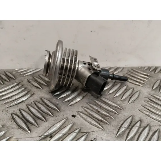 Inyector para Nissan Navara Np300 Pick-Up (D23, D23T)