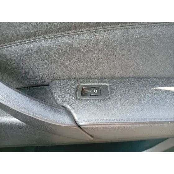 Mando Elevalunas Delantero Derecho para Bmw X5 (E70)