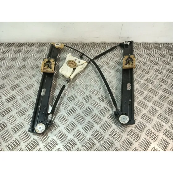 Elevalunas Delantero Izquierdo para Seat Ibiza (Kj1)