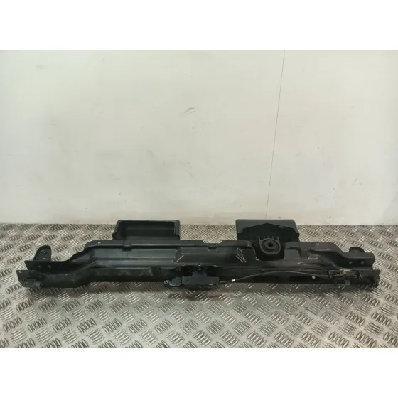 Travesano Superior para Kia Carens Iv