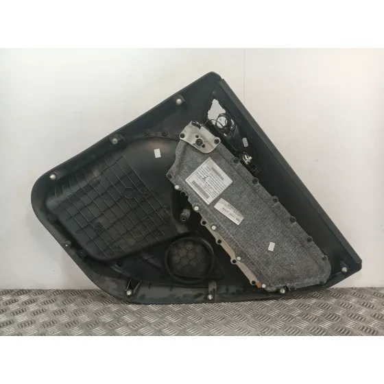Guarnecido Puerta Trasera Izquierda para Skoda Yeti (5L)