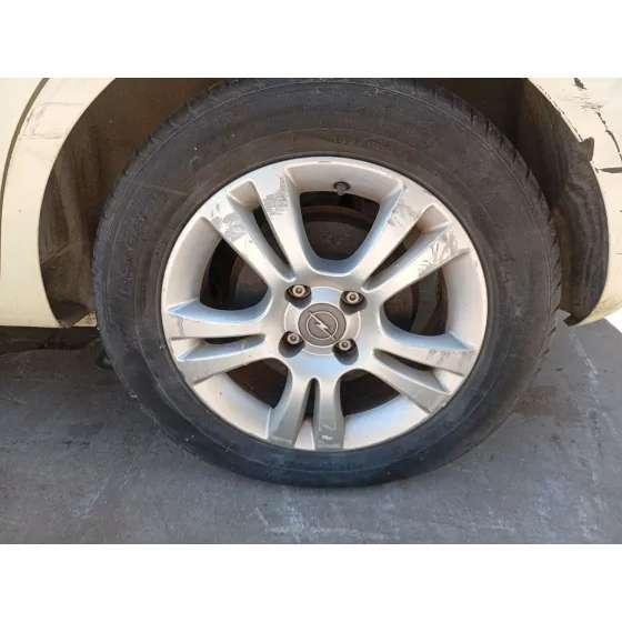 Mangueta Trasera Izquierda para Opel Corsa D (S07)