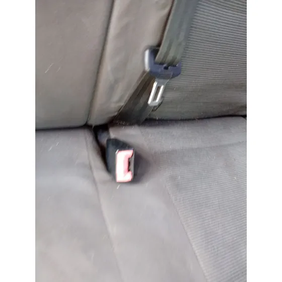 Enganche Cinturon Trasero Izquierdo para Volkswagen Golf Plus V (5M1, 521)
