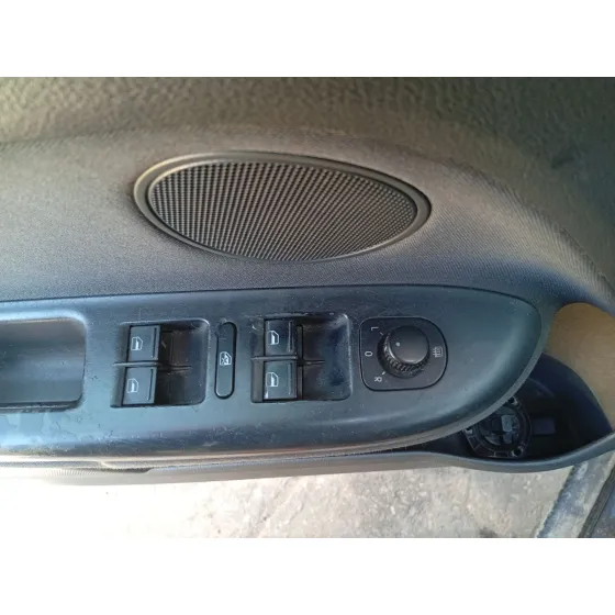 Mando Elevalunas Delantero Izquierdo para Volkswagen Golf Plus V (5M1, 521)