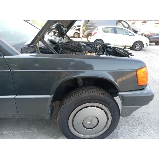 Aleta Delantera Derecha para Mercedes-Benz 190 (W201)