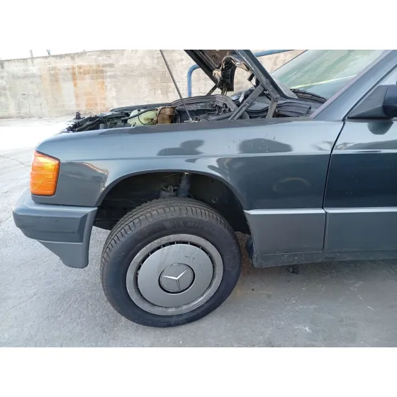 Aleta Delantera Izquierda para Mercedes-Benz 190 (W201)