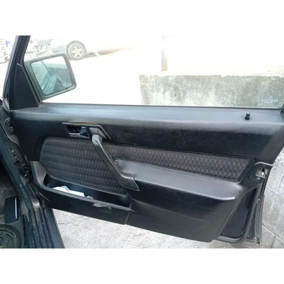 Elevalunas Delantero Derecho para Mercedes-Benz 190 (W201)