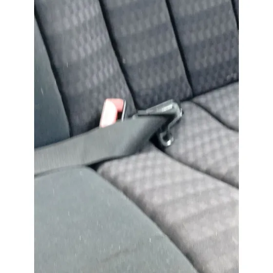 Enganche Cinturon Trasero Izquierdo para Mercedes-Benz 190 (W201)