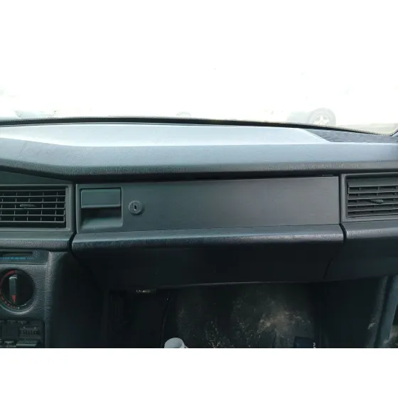 Guantera para Mercedes-Benz 190 (W201)