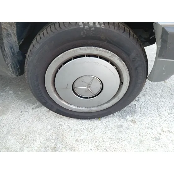 Mangueta Delantera Derecha para Mercedes-Benz 190 (W201)