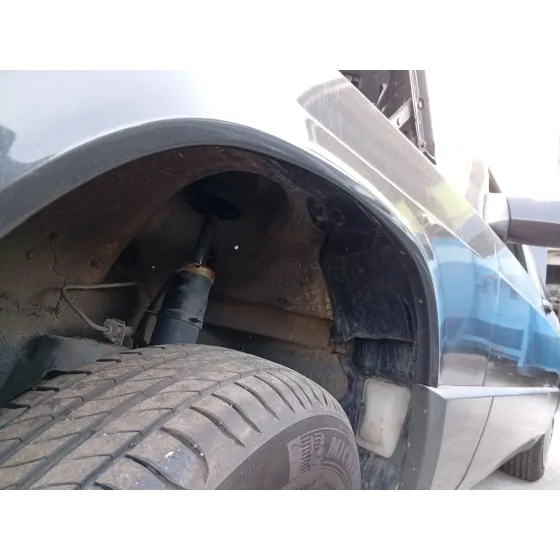 Paso De Rueda Delantero Izquierdo para Mercedes-Benz 190 (W201)