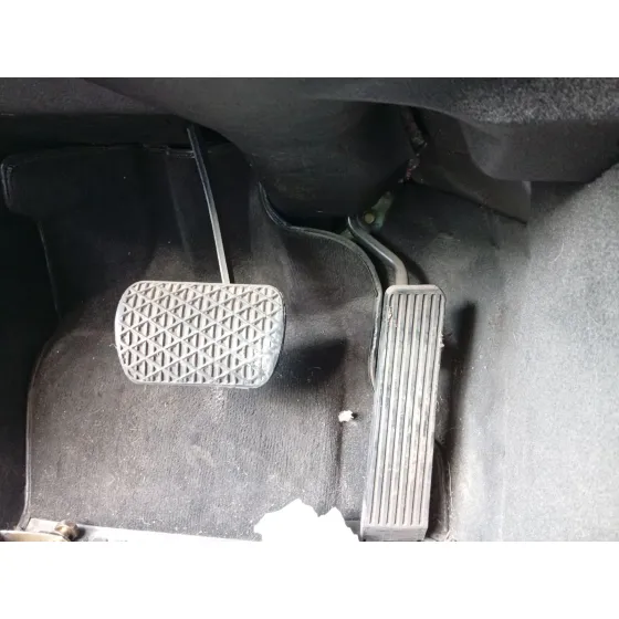 Pedal Freno para Mercedes-Benz 190 (W201)